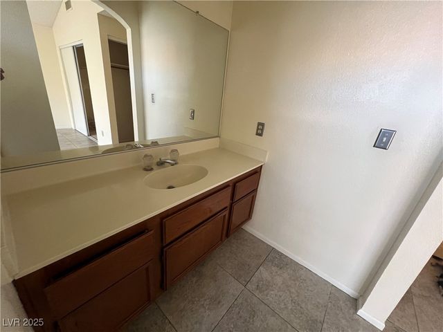 8901 Clear Blue Drive, Las Vegas, NV 89117