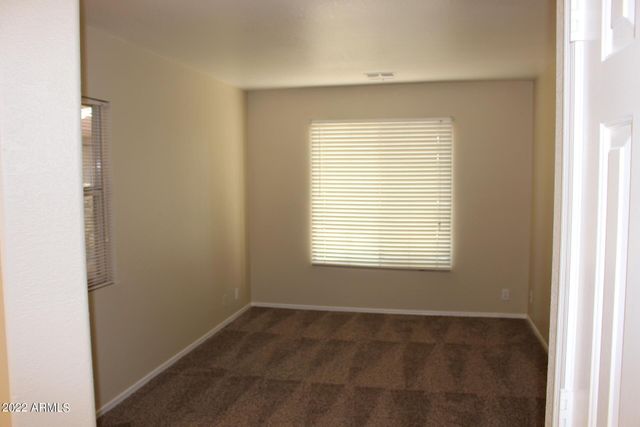 807 W Kesler Lane, Chandler, AZ 85225