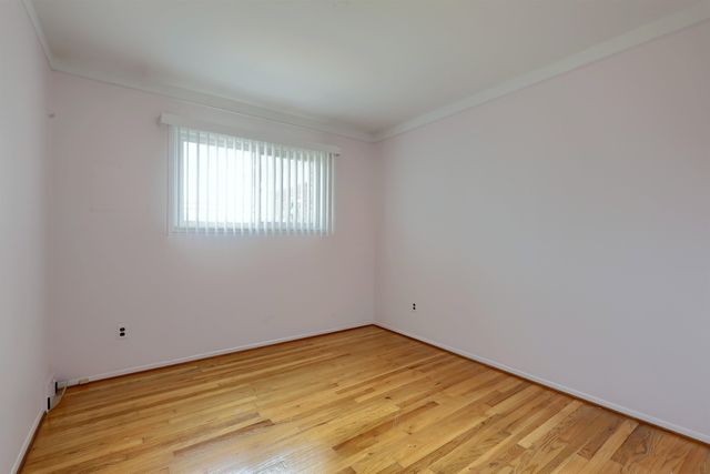 30616 Mcgrath Drive, Warren, MI 48093