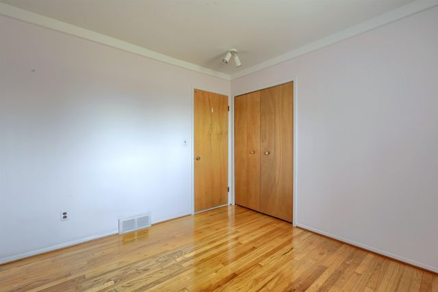 30616 Mcgrath Drive, Warren, MI 48093