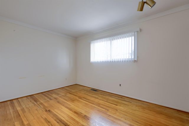 30616 Mcgrath Drive, Warren, MI 48093