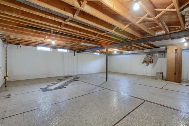 30616 Mcgrath Drive, Warren, MI 48093