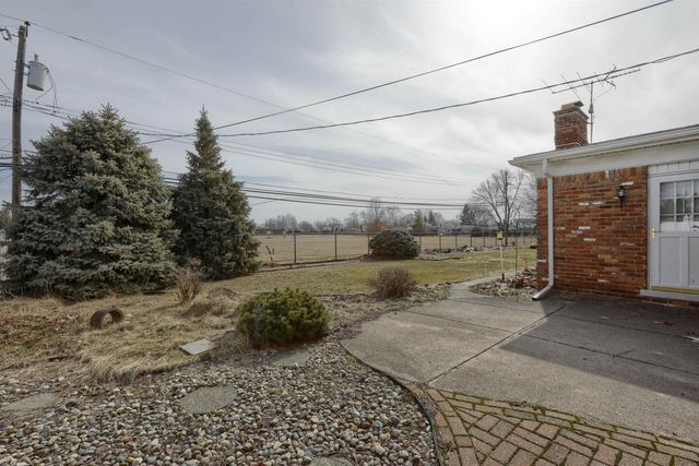 30616 Mcgrath Drive, Warren, MI 48093