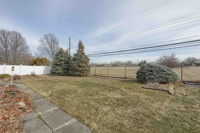 30616 Mcgrath Drive, Warren, MI 48093