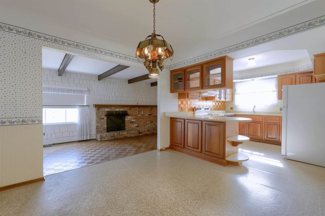 30616 Mcgrath Drive, Warren, MI 48093