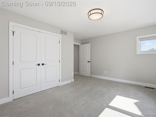 54893 Camden Court, Shelby Twp, MI 48316