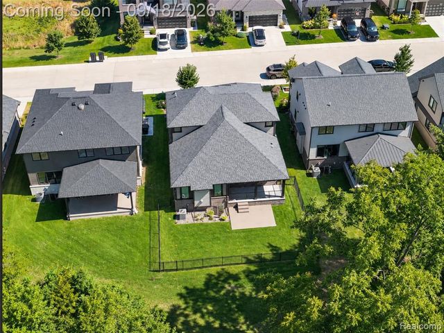 54893 Camden Court, Shelby Twp, MI 48316