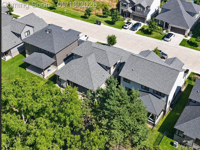 54893 Camden Court, Shelby Twp, MI 48316