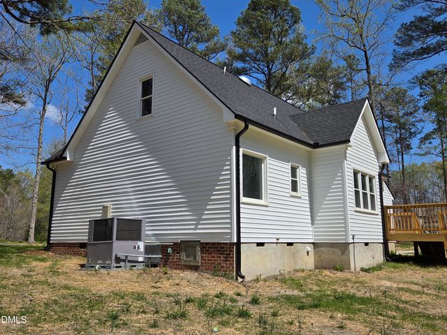 3573 Riverview Circle, Oxford, NC 27565