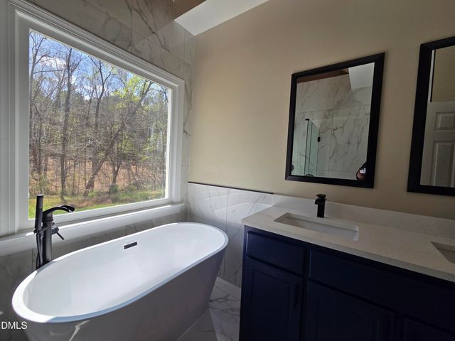 3573 Riverview Circle, Oxford, NC 27565