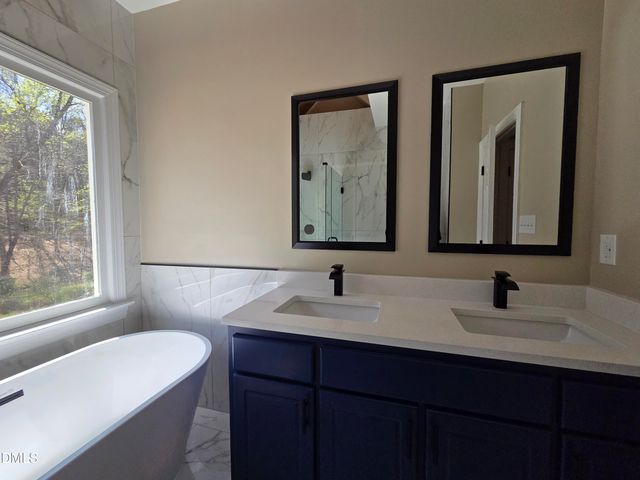 3573 Riverview Circle, Oxford, NC 27565