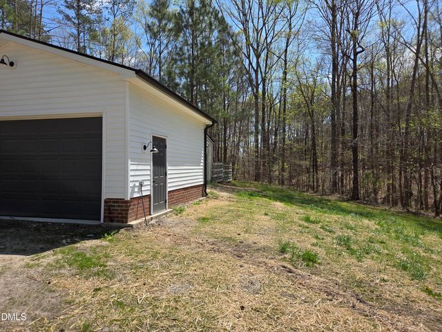 3573 Riverview Circle, Oxford, NC 27565