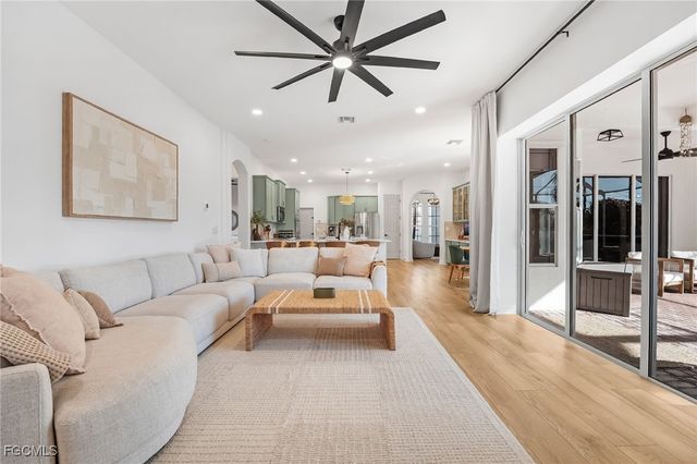 4926 SW 27th PL, Cape Coral, FL 33914