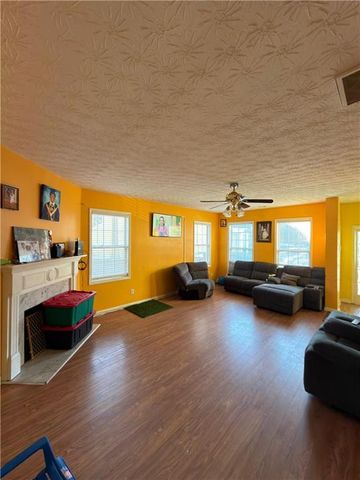 4826 Hairston Park Square, Stone Mountain, GA 30083