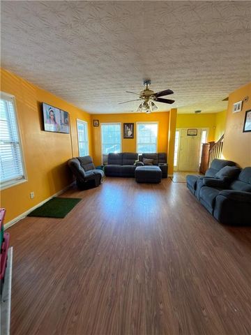 4826 Hairston Park Square, Stone Mountain, GA 30083