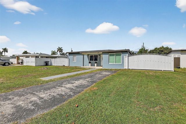 30232 SW 172nd Ave, Homestead, FL 33030