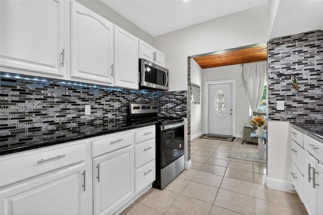 30232 SW 172nd Ave, Homestead, FL 33030