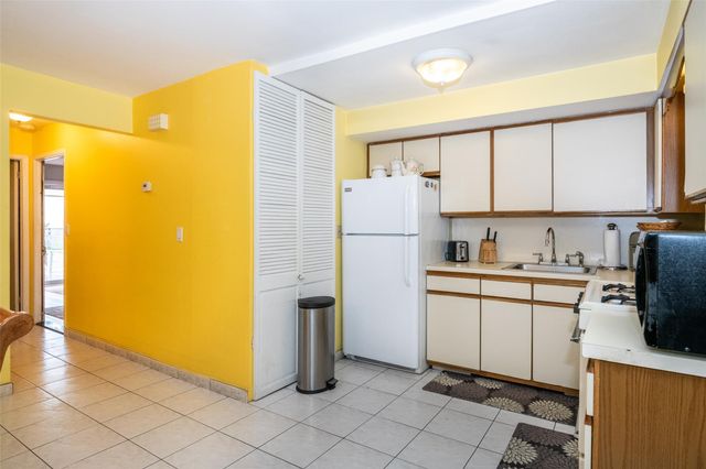 2549 Hollers Avenue, Bronx, NY 10475