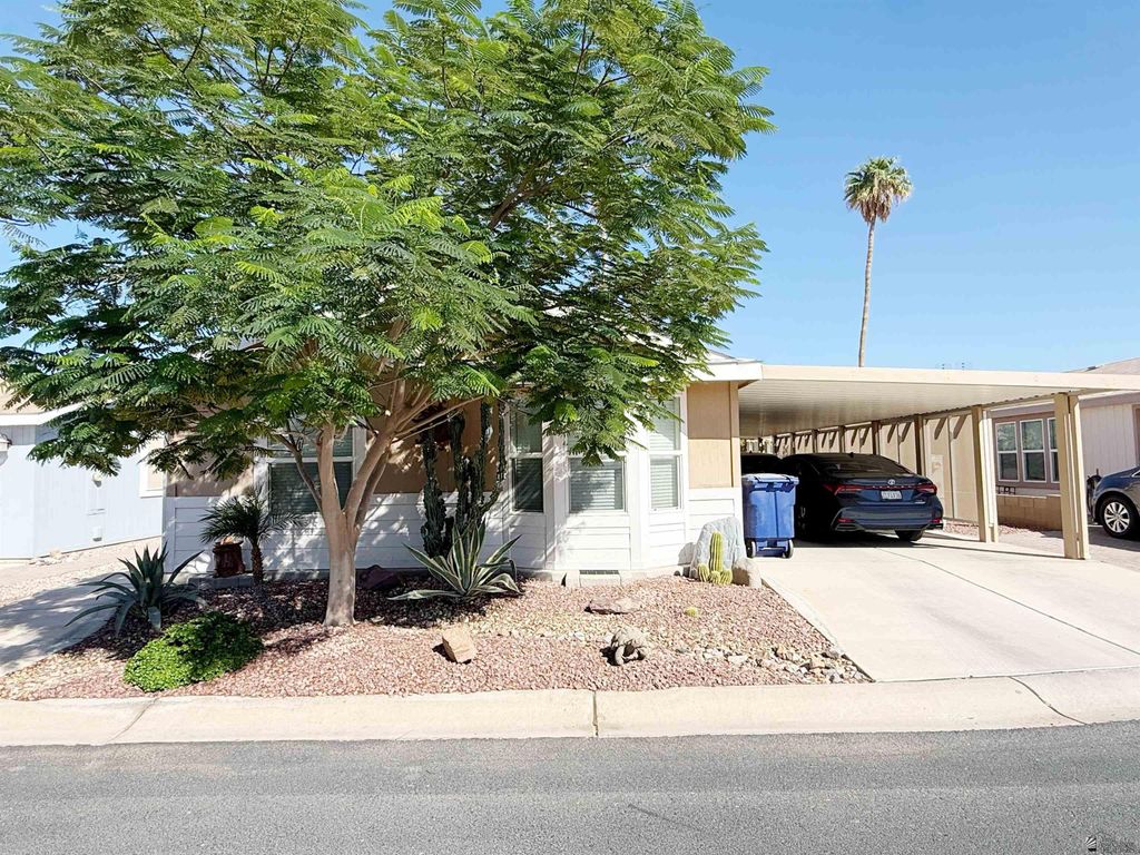 3487 S Galaxy Way, Yuma, AZ 85365