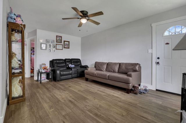 861 Derrer Road, Columbus, OH 43204