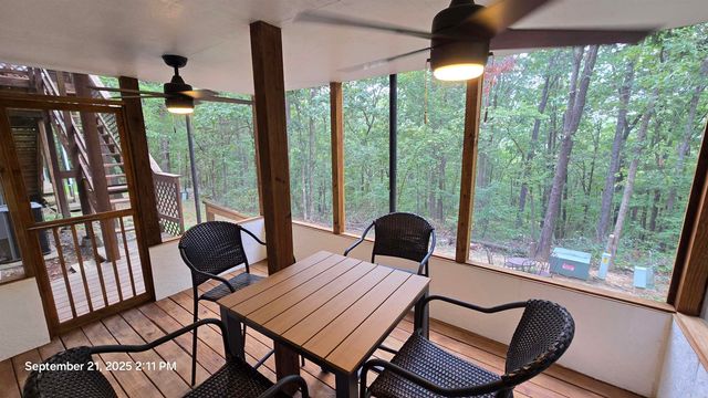 204 Maddox Dr Apt 5, Fairfield Bay, AR 72088