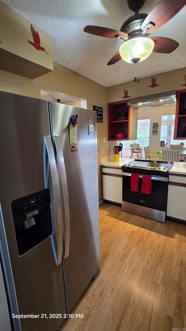 204 Maddox Dr Apt 5, Fairfield Bay, AR 72088