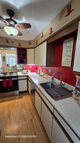 204 Maddox Dr Apt 5, Fairfield Bay, AR 72088