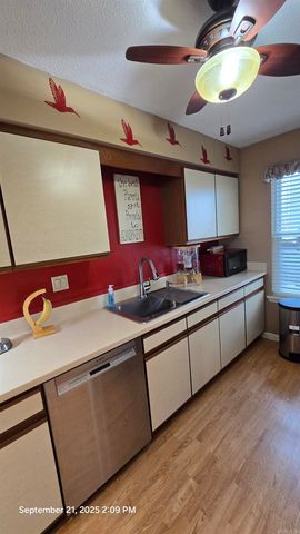 204 Maddox Dr Apt 5, Fairfield Bay, AR 72088