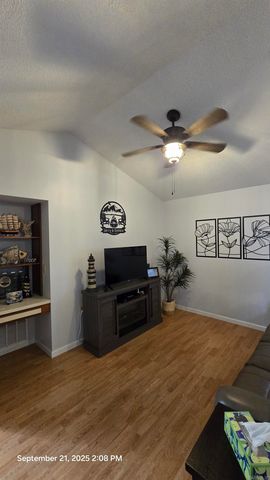 204 Maddox Dr Apt 5, Fairfield Bay, AR 72088