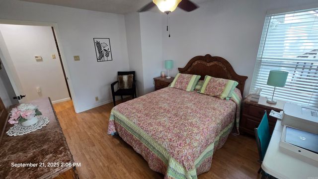 204 Maddox Dr Apt 5, Fairfield Bay, AR 72088