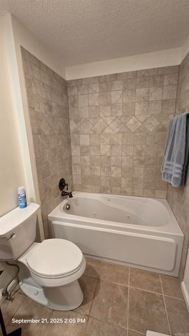 204 Maddox Dr Apt 5, Fairfield Bay, AR 72088