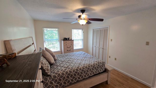 204 Maddox Dr Apt 5, Fairfield Bay, AR 72088