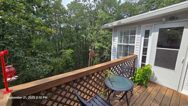 204 Maddox Dr Apt 5, Fairfield Bay, AR 72088