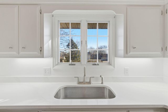 1021 Aderly Lane, Frankfort, KY 40601