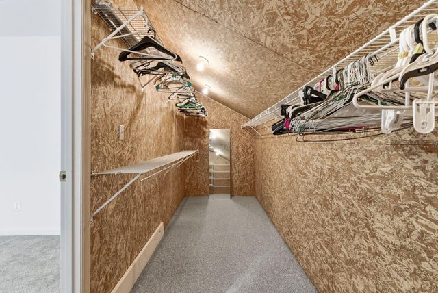 1021 Aderly Lane, Frankfort, KY 40601