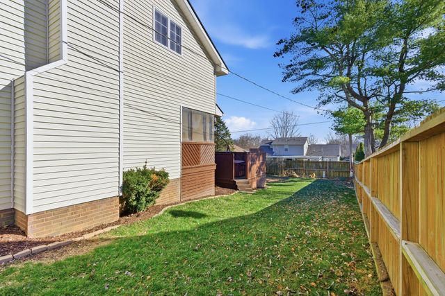 1021 Aderly Lane, Frankfort, KY 40601