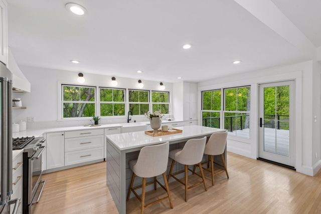 4301 Cedar Lake Road S, Saint Louis Park, MN 55416