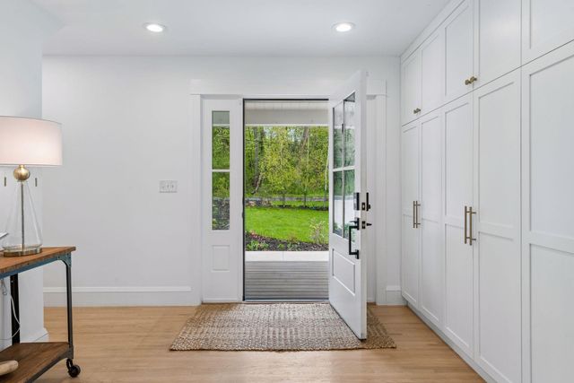 4301 Cedar Lake Road S, Saint Louis Park, MN 55416