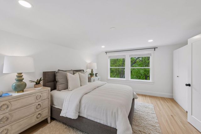 4301 Cedar Lake Road S, Saint Louis Park, MN 55416