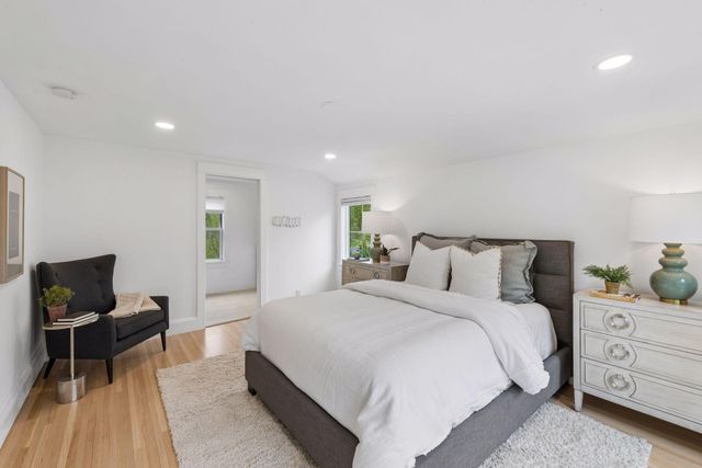 4301 Cedar Lake Road S, Saint Louis Park, MN 55416