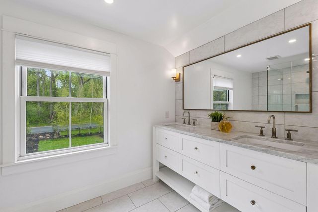 4301 Cedar Lake Road S, Saint Louis Park, MN 55416