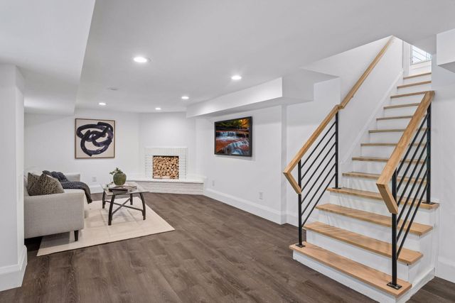4301 Cedar Lake Road S, Saint Louis Park, MN 55416