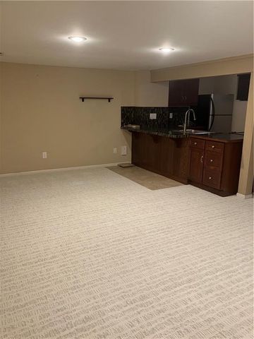 449 W 104th Street E, Kansas City, MO 64114