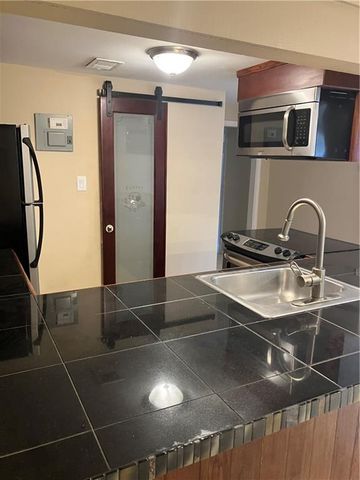 449 W 104th Street E, Kansas City, MO 64114