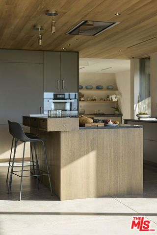 5927 Busch Drive, Malibu, CA 90265