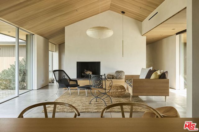 5927 Busch Drive, Malibu, CA 90265