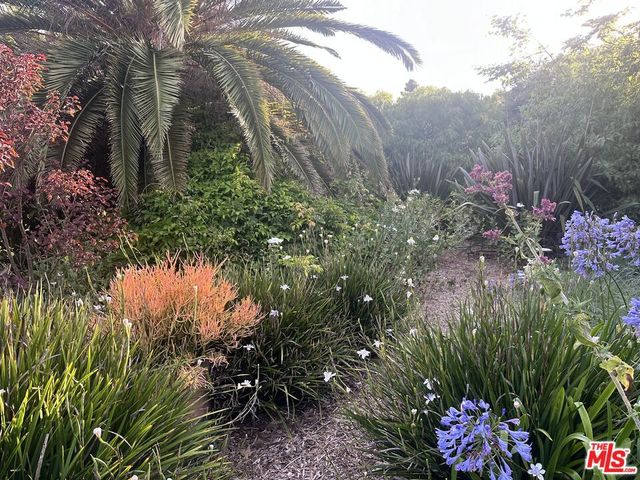 5927 Busch Drive, Malibu, CA 90265