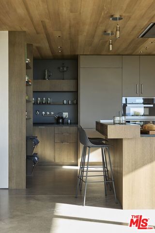 5927 Busch Drive, Malibu, CA 90265