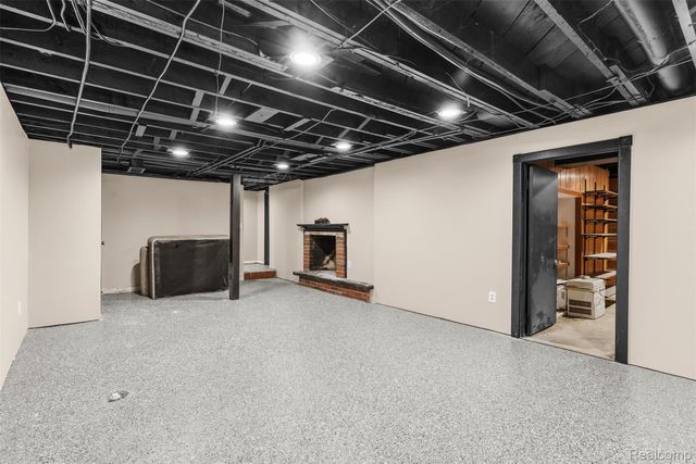 5843 W Dewey Road, Owosso Charter Township, MI 48867