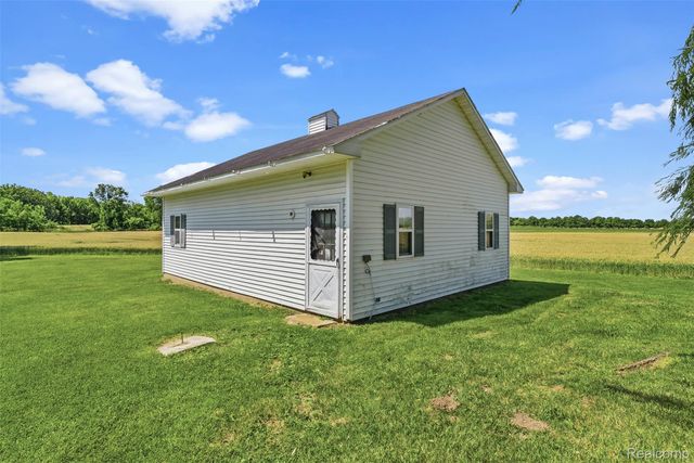 5843 W Dewey Road, Owosso Charter Township, MI 48867